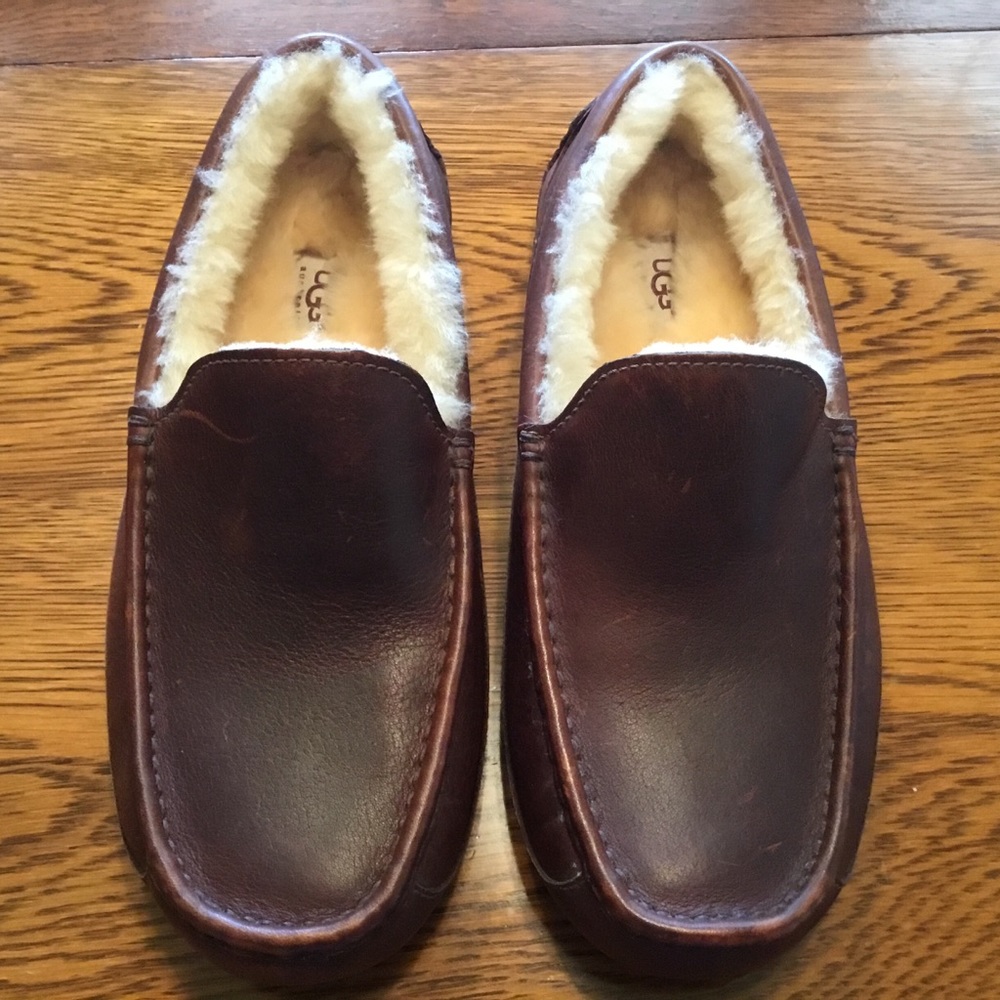 Men’s UGG Leather Loafer Slippers
